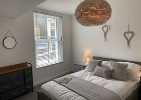 Charming Apartment Ilfracombe, Central Location 3