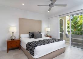 Mandalay Luxury Beachfront Apartments 3