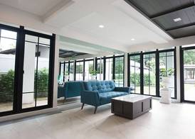 B2 Riverside Premier Hotel 2