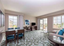Wyndham Grand Jupiter at Harbourside Place 3