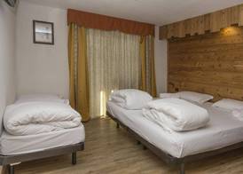Hotel Clotes 4