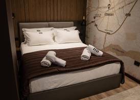 Dial Hotel 3