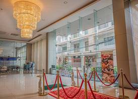 Boss Suites Nana Hotel 2