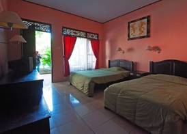 Pesona Beach Inn 5