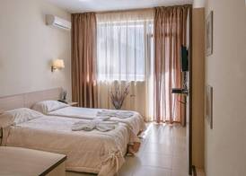 Alexandra Hotel 4