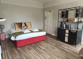 Rooms on The Prom 3