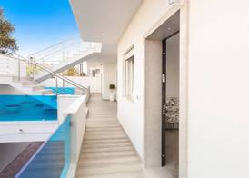 Absolute Apartment 5