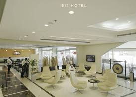 ibis Muscat 3