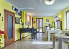 B&B-FORESTERIA Casa Della Musica Lake Como 4