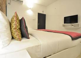 Clock Inn Dehiwala 4