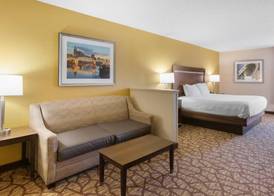 Best Western Plus Belle Meade Inn & Suites 4