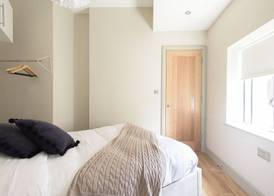 The Soho Loft - Elegant & Modern 1bdr in Soho 5