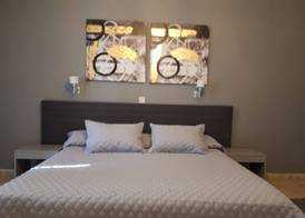 Irene's Apartments 4