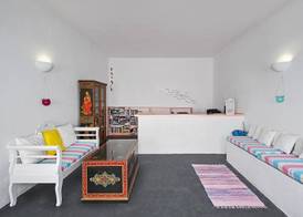 Nissia Beach Apartments & Suites 2