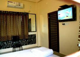 Utsav Grand by ShriGo Hotels 5