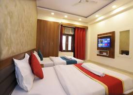 The Regal Inn 4