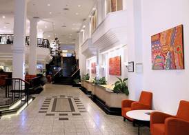 Hotel Grand Chancellor Adelaide 3