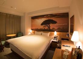 The Wall Hotel 4