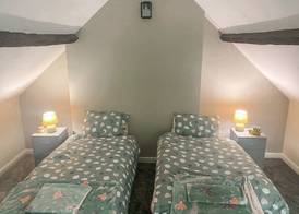 4c Gaia Lane 3