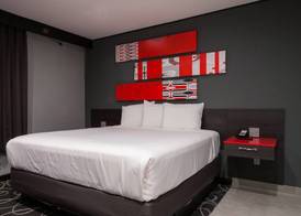 Astro Pasadena Hotel 5