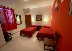 Hotel Duca di Tromello 5