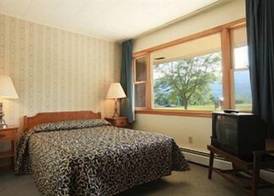 Ladd Brook Inn 4
