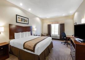 Baymont by Wyndham Victoria 5