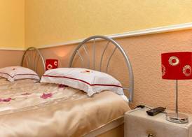 The Warren Guest House 3
