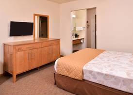 Americas Best Value Inn Missouri Valley 4