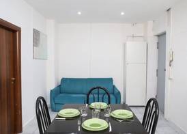 Napoli Centrale Budget Apartment 3