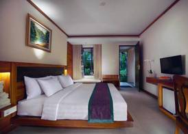 Aston Sunset Beach Resort - Gili Trawangan 4