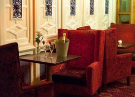 Arlington Hotel O'Connell Bridge 2