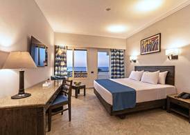 Invidia Coral Beach Tiran 4