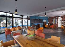 Maya Bistro Hotel & Beach 2