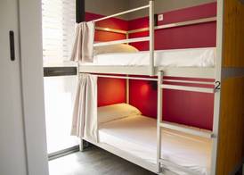 Room Valencia 3