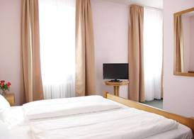 City Hotel Würzburg 3