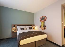 Holiday Inn - the niu, LOOM MANCHESTER NORTH by IHG 2