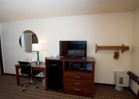 Super 8 by Wyndham Altoona 5