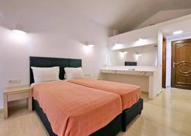 Pasiphae Hotel 5