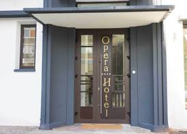 Opera Hotel 2