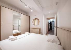 Tirent Apartment Komuna Parisit 2 3