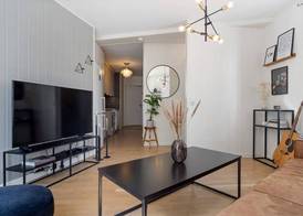 Cozy 1-bedroom Apartment in Ålesund's Heart 4