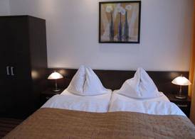 A1 Royal Plaza 3