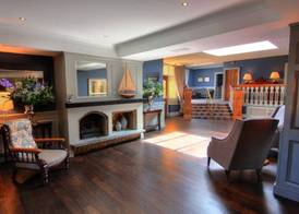Devon Inn Hotel 3