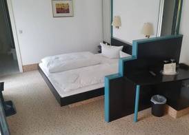 Hotel Bitterfelder Hof 5
