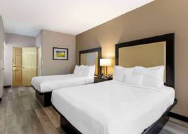 Best Western Plus Des Moines West Inn & Suites 4