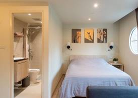 Shizuka House - 500 m walk to BTS Phrom Phong 5