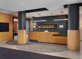 Residence Inn by Marriott Calgary Airport 2