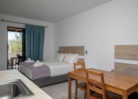 Triantafillas Suites 4