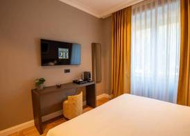 Domus 213 Guest House - Boutique Suites in Auditorium, Stadio Olimpico, Piazza del Popolo 5